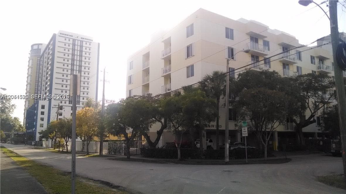 Photo - 126 SW 17th Rd Unit 301