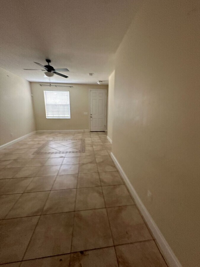 Photo - Avalon Park Townhouse