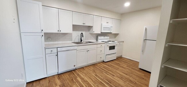 Photo - Windwood Manor