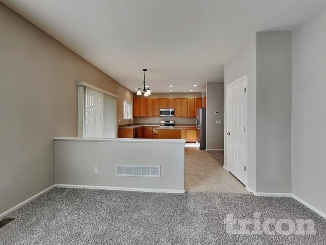 Photo - 4843 S Liverpool Cir