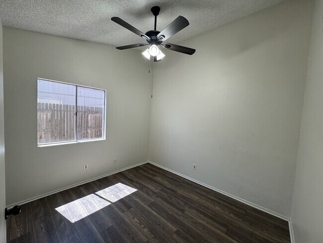 Photo - North Phoenix 2 bedroom Duplex
