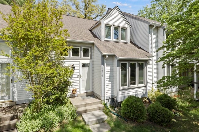 Photo - 12516 Fanleaf Ct Townhome