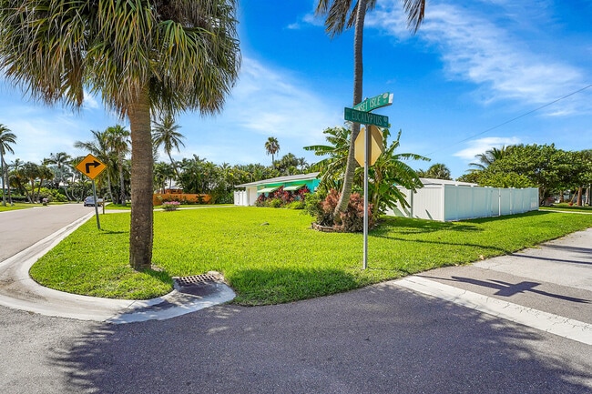 Photo - 1708 Sunset Isle Rd