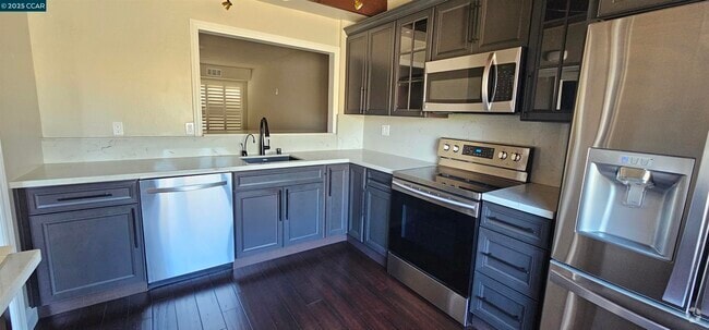 Building Photo - 1597 Ashwood Dr Rental