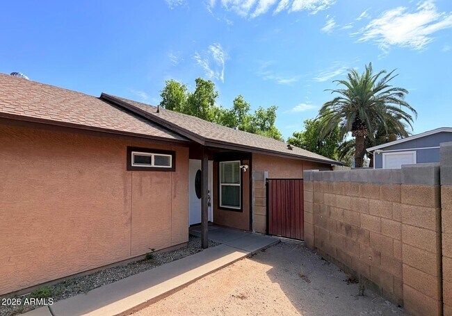 Photo - 11815 N 65th Dr