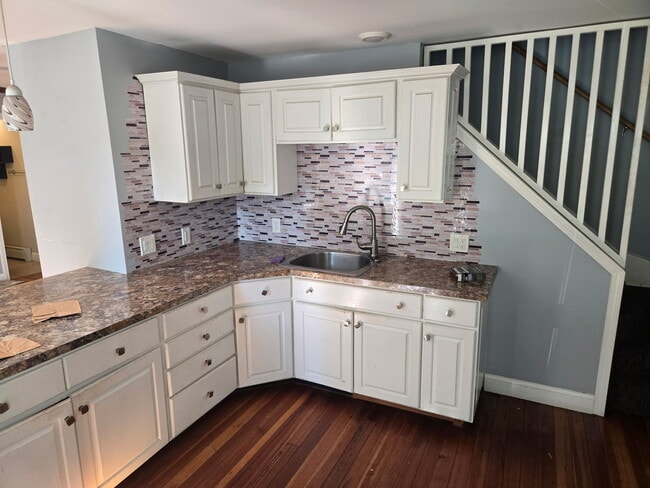 Building Photo - 41 N River St Unit 41 Rental
