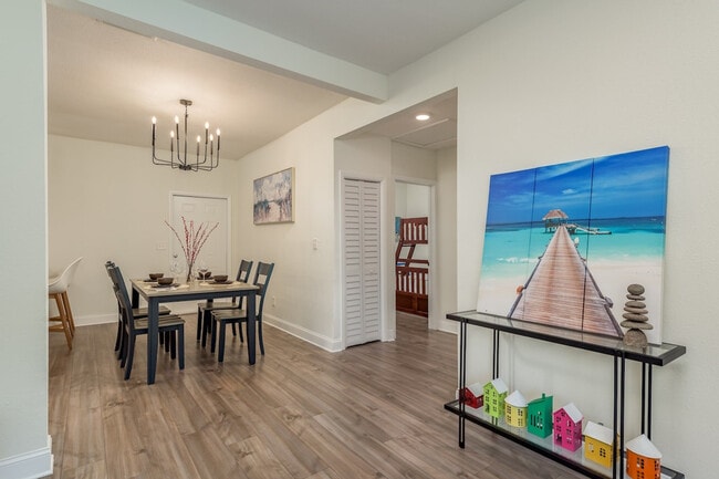 Photo - 206 W Warren Ave Unit ID1053150P