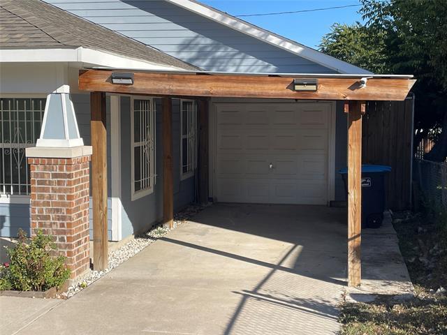 Photo - 937 E Maddox Ave