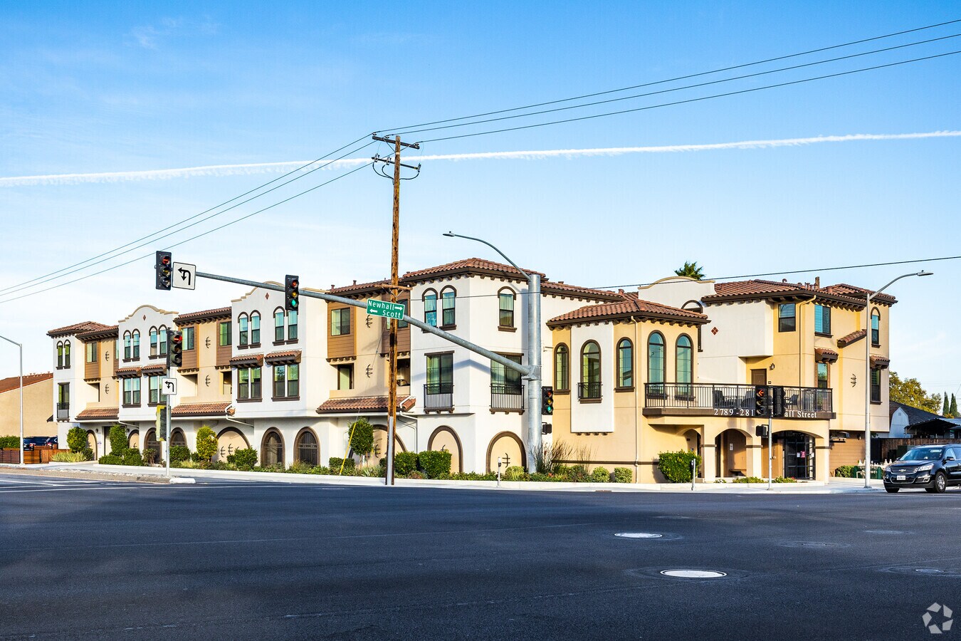 Alt. Exterior - Rosa