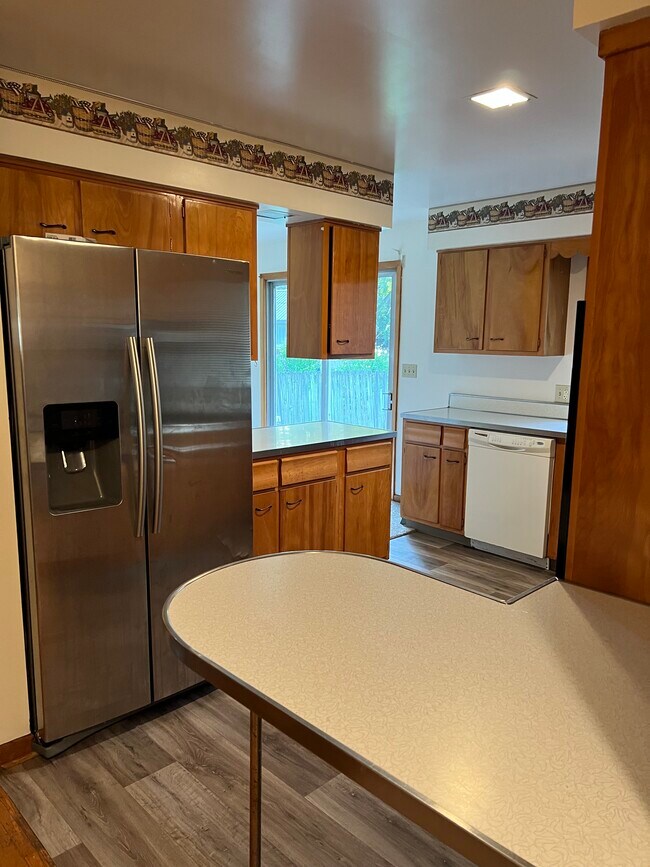 1076 Sylvan Dr House House Rental in Wilmington, OH