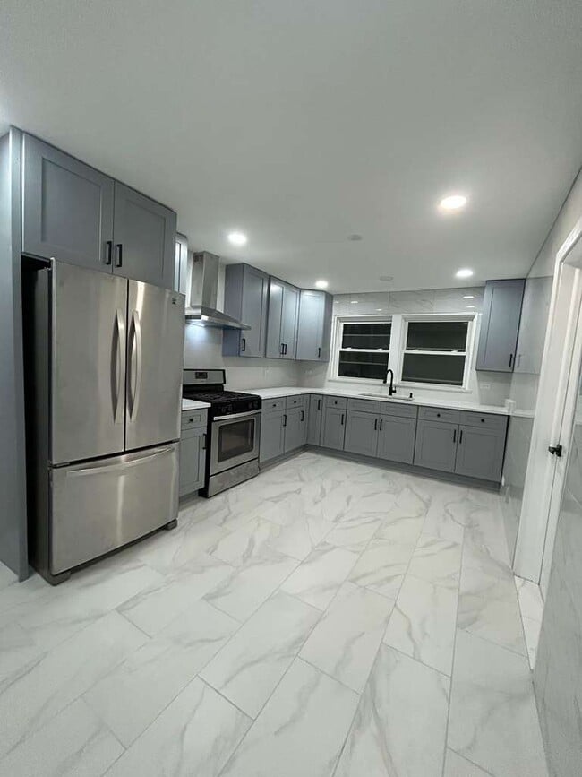 Photo - 5647 N Spaulding Ave Unidad 1N