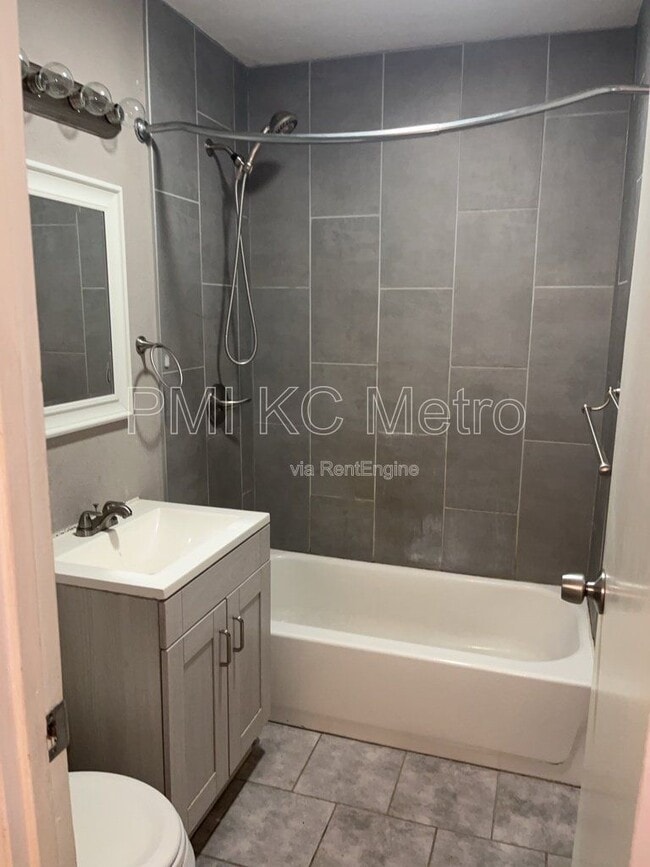 Photo - 8304 E 110 Terrace