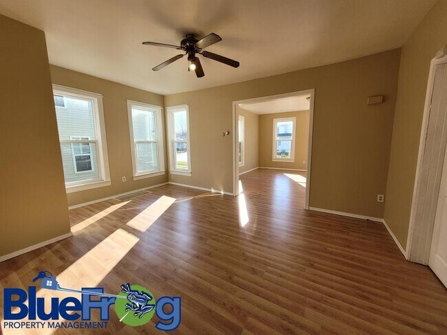 Photo - 706 Elmore St - Lower
