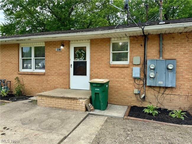 Building Photo - 4827 Dunsmore Ave