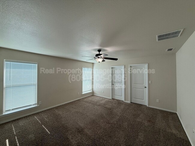 Photo - 14309 Vernon Ave
