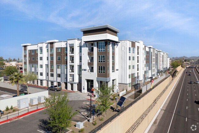 Photo - Alta Biltmore