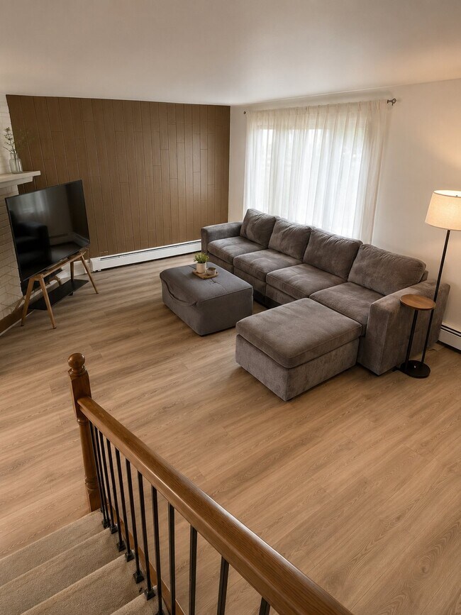 Photo - 4011 E Turnagain Blvd