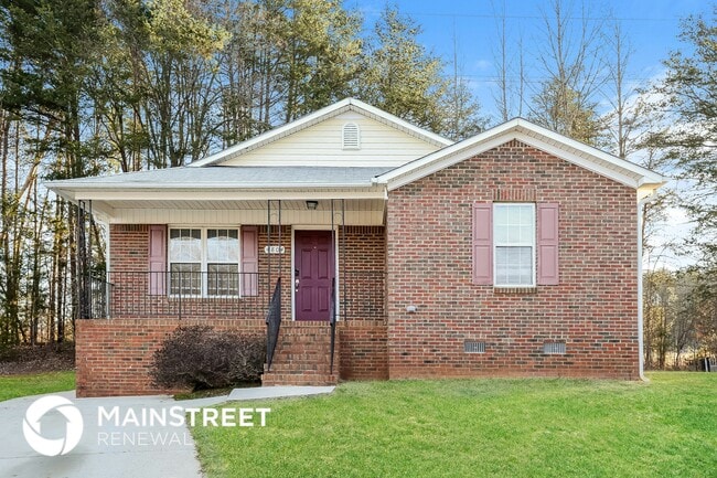Building Photo - 4804 Shady Pine Dr Rental