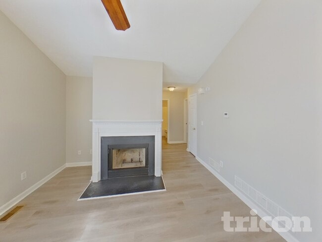 Photo - 165 Bridge Landing