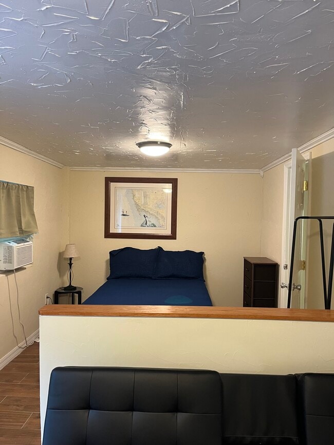 Photo - 3091 64th St SW