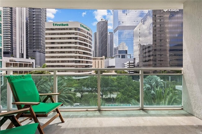 Photo - 950 Brickell Bay Dr Unit 501
