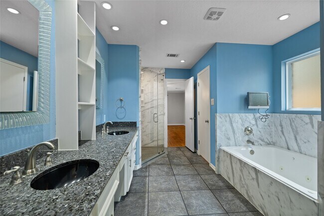 Photo - 13014 Wincrest Ct