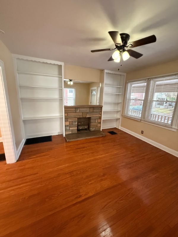 Photo - 55 W Lakeview Ave Unit 55