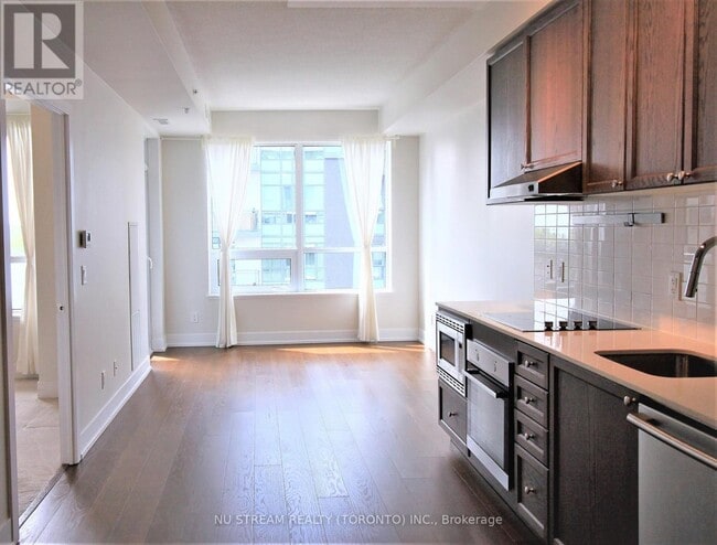 Photo - 7 Kenaston Gardens Unit 507
