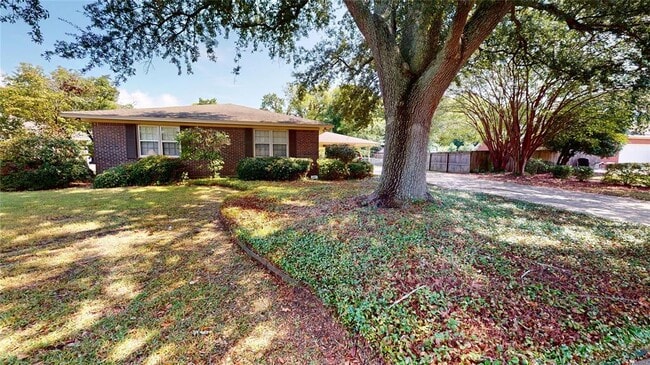 Photo - 2513 Capstone Dr House