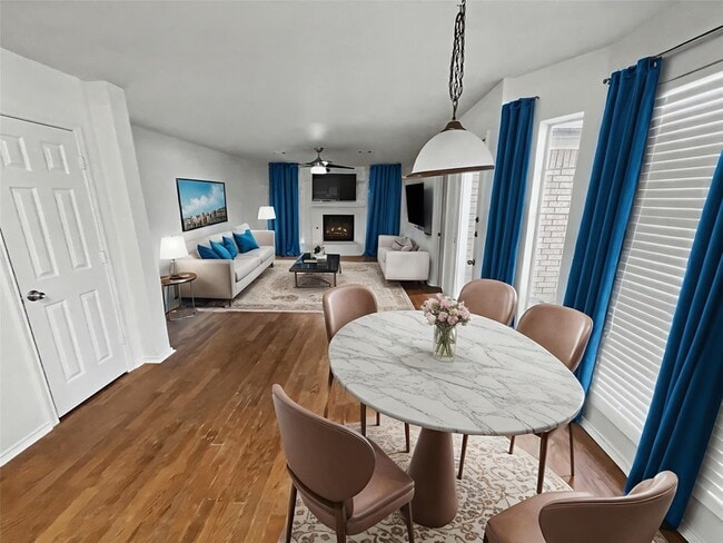 Photo - 611 Mariposa Dr