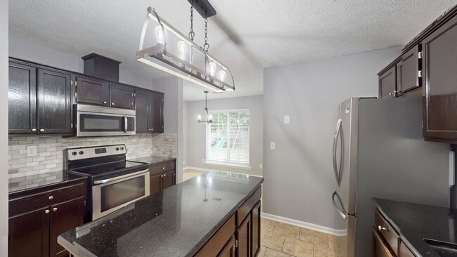 Photo - Lovely 3/2 in the Heart of Millbrook