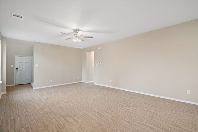Photo - 10714 Catclaw Ct