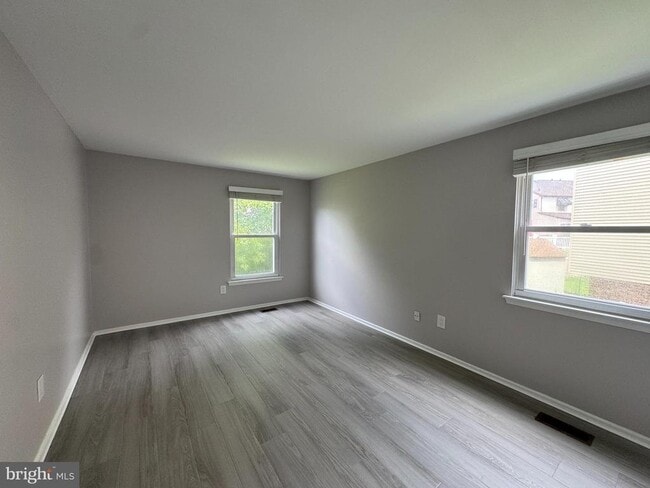 Photo - 13014 Blakeslee Dr