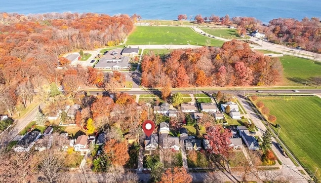 A minutos del lago en Bay - 28008 Sites Rd