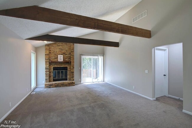 Photo - Maintenance-free living!