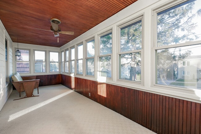 Photo - 720 Walnut St