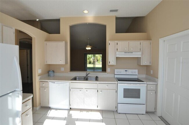 Photo - 23 Primrose Ln