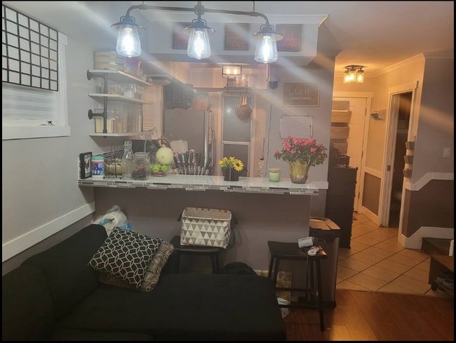 kitchen - 805 Tully Rd Unit 31