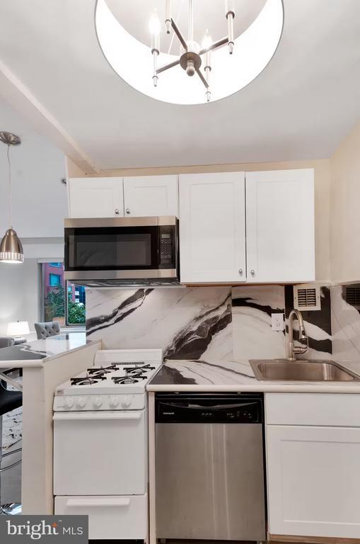 Photo - 1111 Arlington Blvd Unit 741