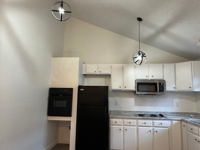 Photo - 1147 S Marshall St