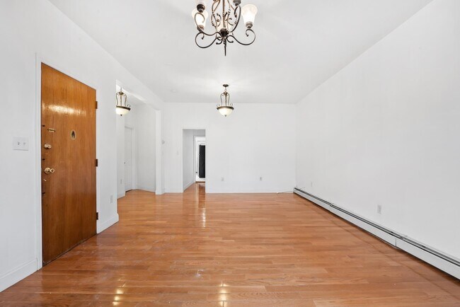 Photo - 1433 43rd St Unit 1