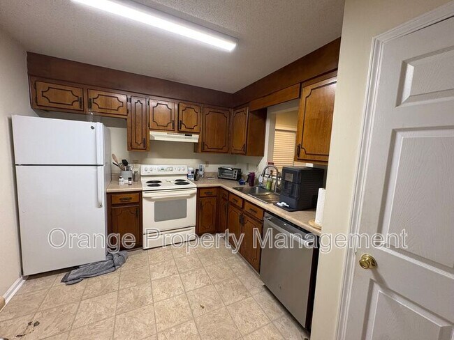 Photo - 112 College Heights Blvd