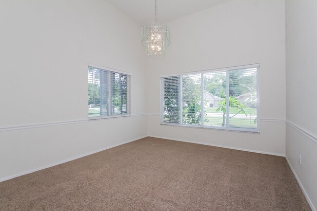 Photo - 2877 48th Way E