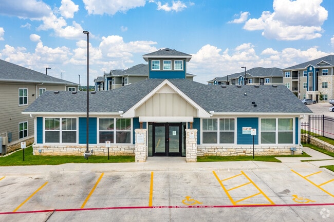 Leasing Office