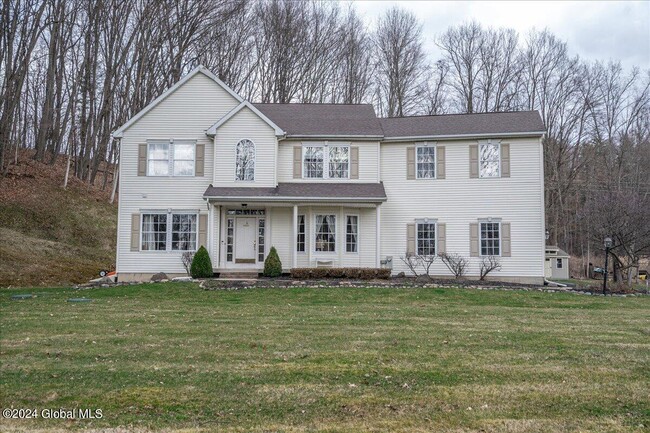 Photo - 40 Vischer Ferry Rd House