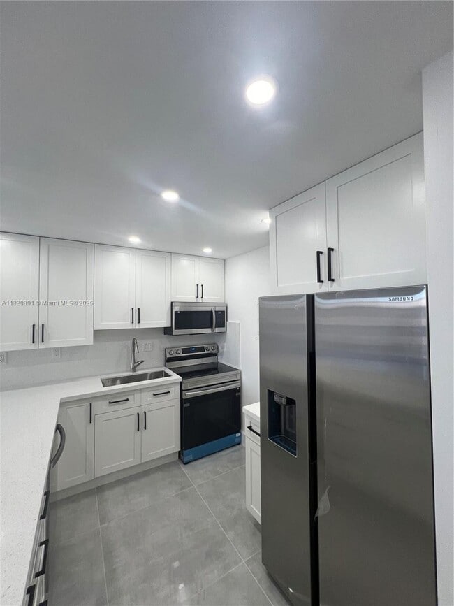 Photo - 16710 NE 9th Ave Condo Unit 805