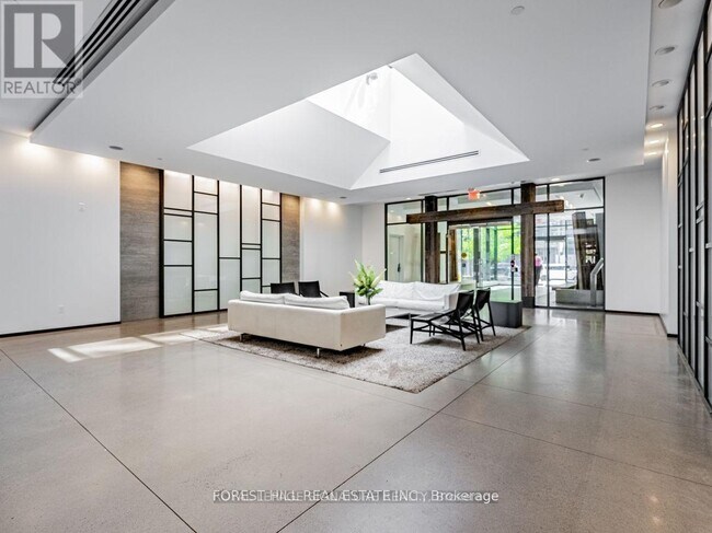 Photo - 1030 King St W Unit 801