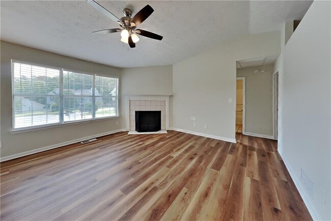 Photo - 1020 Sycamore Summit