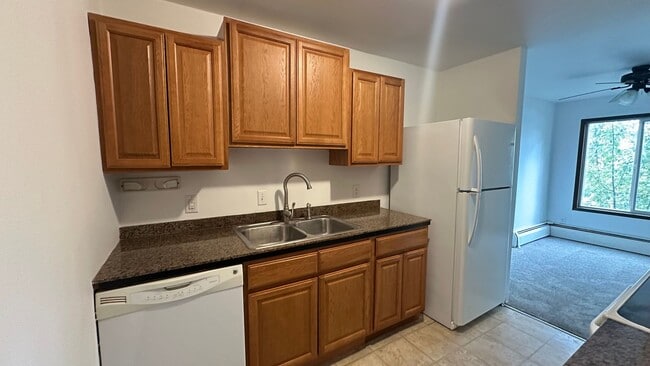 Photo - 1404 22nd Ave Unit Apt B