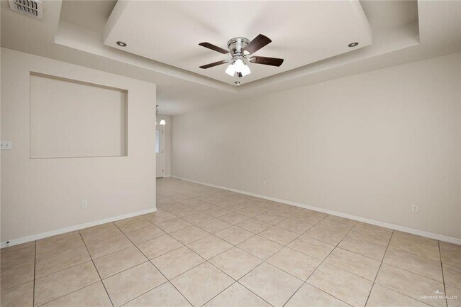 11 Taxco Ct Unit 3